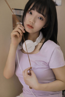 媽媽總是坐在爸爸上面視頻