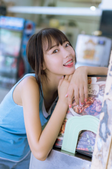 少婦與子亂倫HD