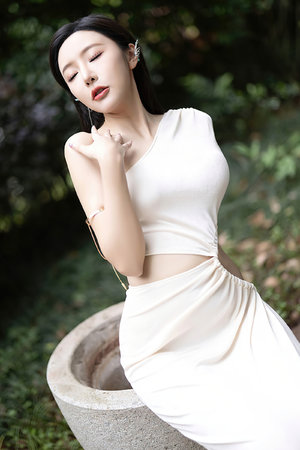 精品久久久久中文字幕