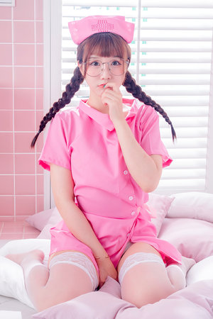 岳扒開讓我添下面