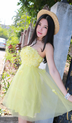 伽羅太華躺床流白色分泌物怎么回事