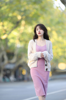 漂亮女同學被強在線觀看