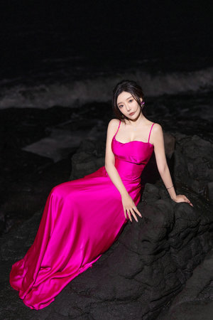 真實雙人插畫的動圖