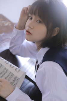 YW.8827.龍物視頻永不失聯是多少