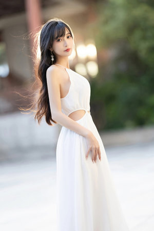 伸進去吃胸膜下面的視頻