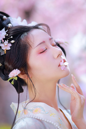 臭小子姨媽腰快斷了第12集