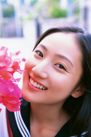 兄妹在客廳當父母電視劇免費觀看