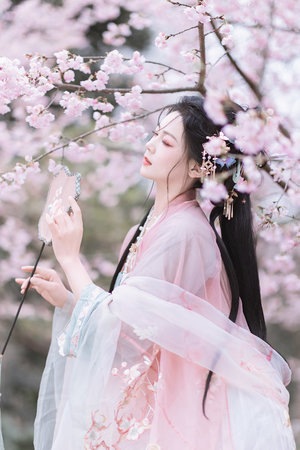 男人插美女視頻