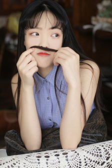 淪為性玩物的女大校花視頻