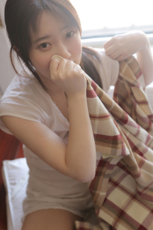 扒開美女狂揉視頻