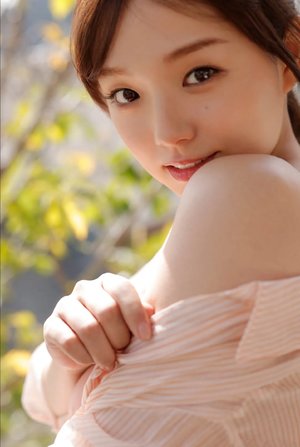 日本大尺度吃奶做爰電影啊荒野