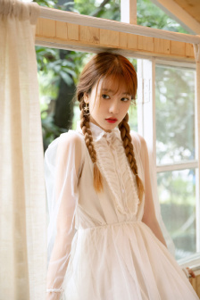 法國艷婦LARALATEXD