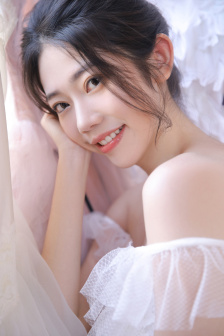 坐在男人嘴上讓他添在線視頻