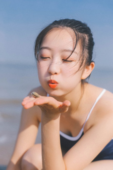 紅姐男扮女裝視頻在線觀看