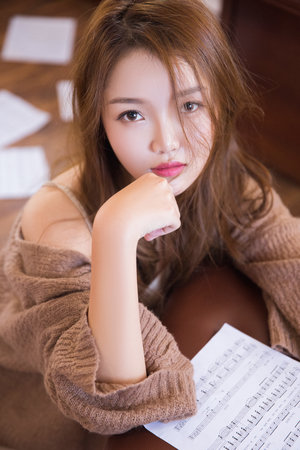 調教乖乖女H(公交車)小說