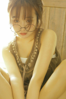 秦部和傅記者的故事