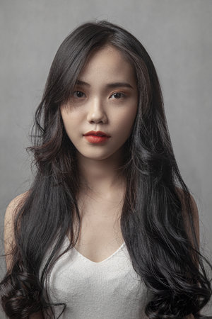 在班上露著奶被全班男人玩