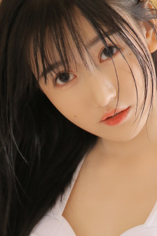 女主穿越進18游戲NPC周維安