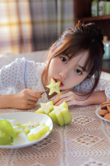 女大學生的沙龍