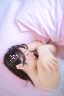 扒開腿挺進肉蒂抽搐噴潮微博