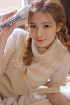 亞洲AⅤ一U影一族