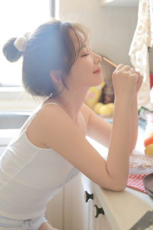 警花王夢溪雅照