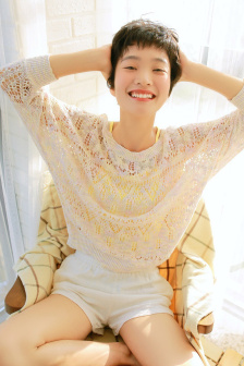 男女混合裸體摔跤做爰