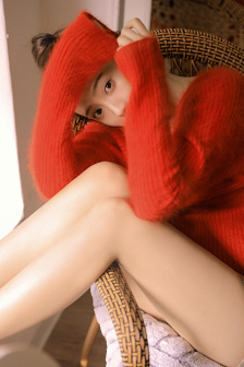 女性扒開雙腿露出尿口無遮擋動漫