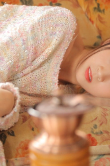 媽媽洗澡不把門關緊暗示什么