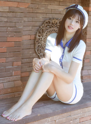 正面偷拍女廁36個美女噓噓