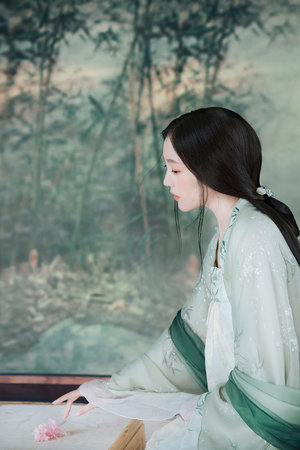 XXXX豐滿小少婦女自小說